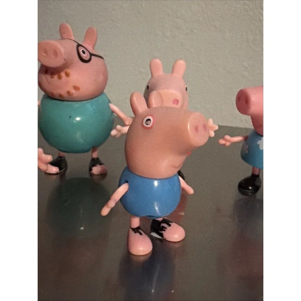 Peppa Pig Figures Set Of 6 Plastic Includes Grandad - Picture 4 of 10
